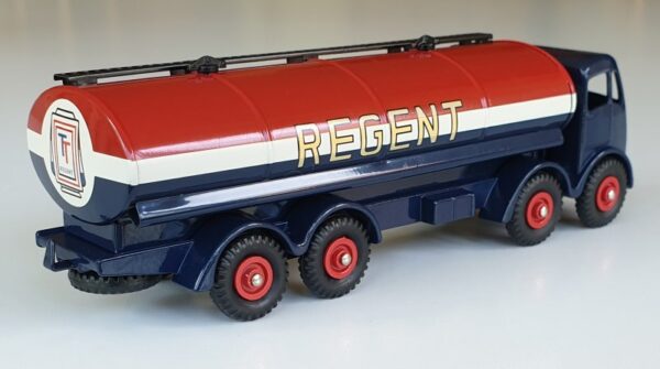 Atlas Dinky 942 Foden Regent Tanker