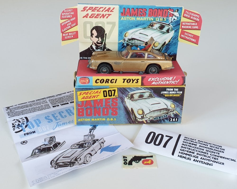 Vintage Corgi 261 James Bond Aston Martin DB5 1960s