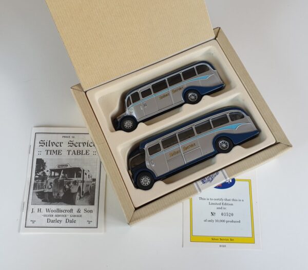 Corgi Classics 97070 Vintage SILVER SERVICE BUS SET (AEC Regal and Bedford OB Coach)