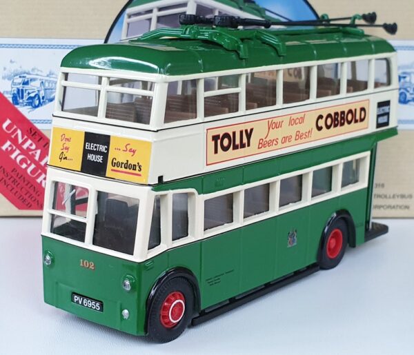 Corgi Classics 97316 1950's KARRIER W TROLLEY BUS Ipswich Corporation