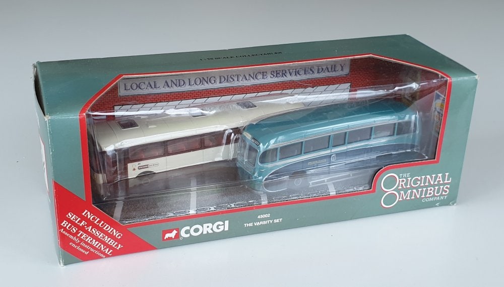 Corgi Original Omnibus OM45002 Varsity Set Oxford Cambridge