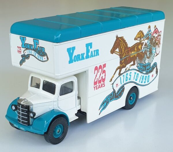 Corgi Classics YORK FAIR SET Bedford Pantechnicon