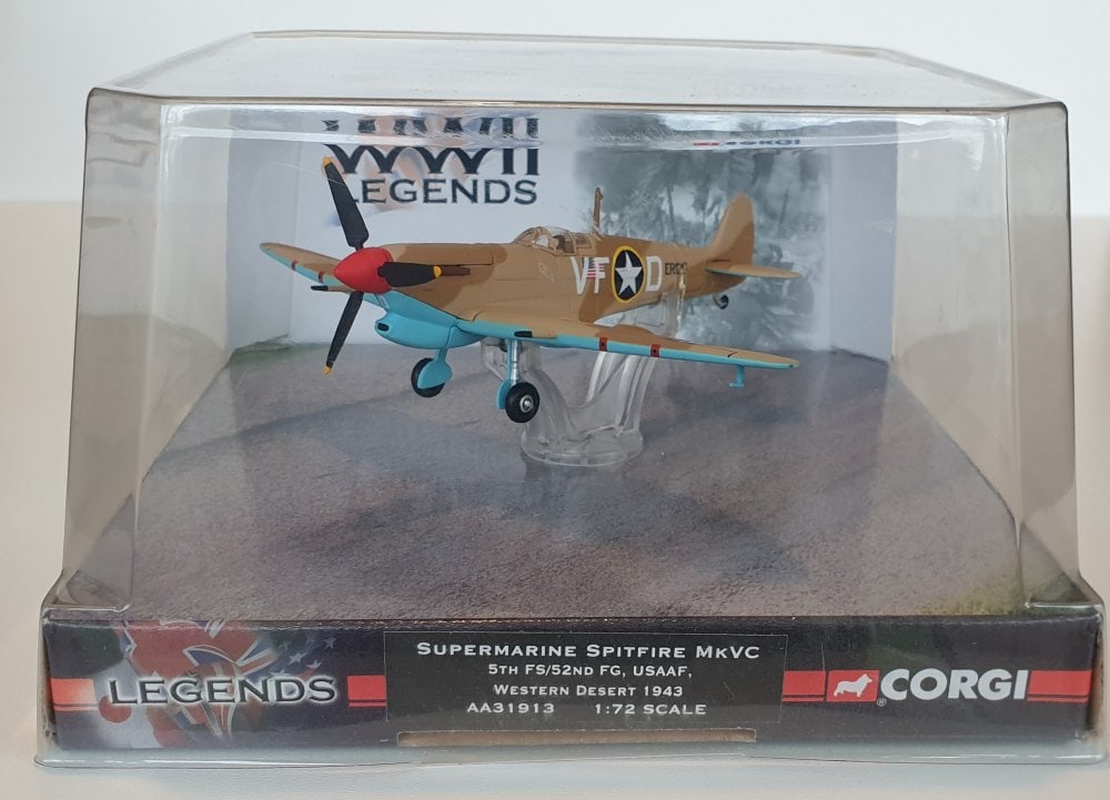 Corgi Aviation AA31913 WWII Legends SPITFIRE Western Desert USAAF
