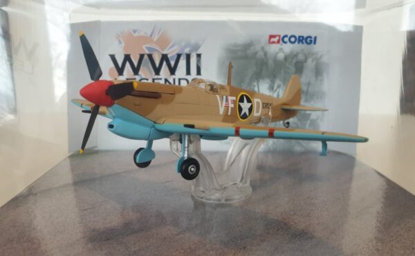 Corgi Aviation AA31913 WWII Legends SPITFIRE Western Desert USAAF