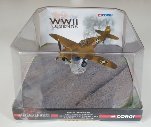 Corgi Aviation AA35201 WWII Legends P-40F WARHAWK Tunisia