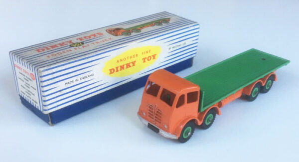 Dinky 902 502 Foden Flat Truck