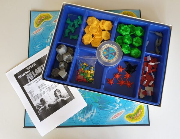 ESCAPE FROM ATLANTIS Vintage board game Waddingtons 1980s