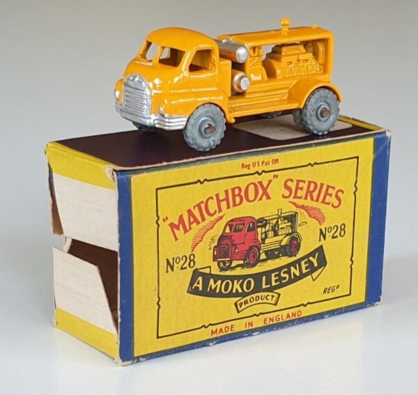 Vintage Matchbox 28a Bedford Compressor Truck diecast model 1950's