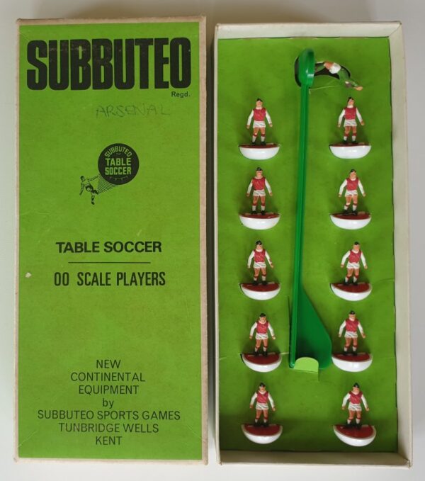 Vintage Subbuteo HW Team 16 Arsenal 1970's