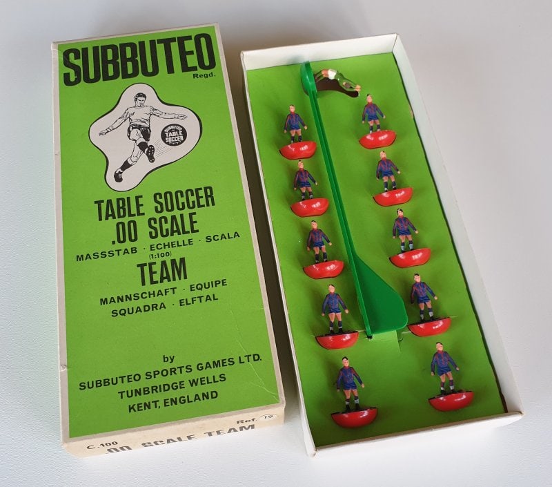 Vintage Subbuteo HW Team 19 Barcelona 1970's