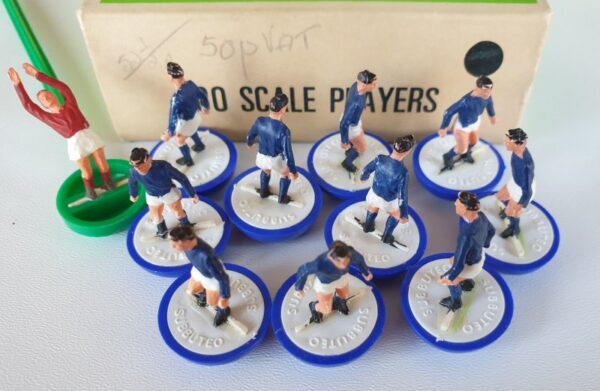 Vintage Subbuteo HW team 2 Everton Leicester City