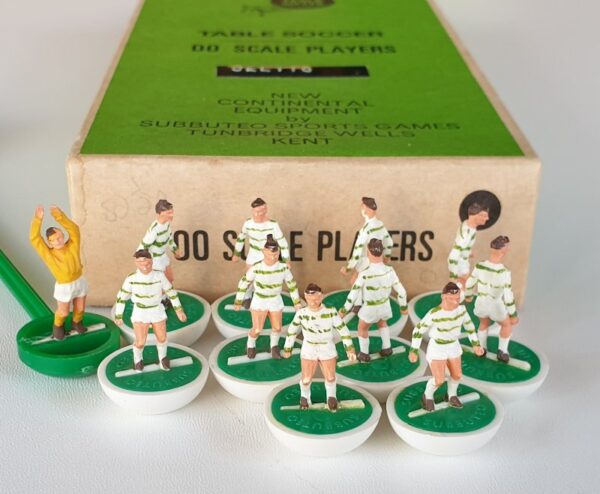 Vintage Subbuteo Team HW 25 Celtic 1970's
