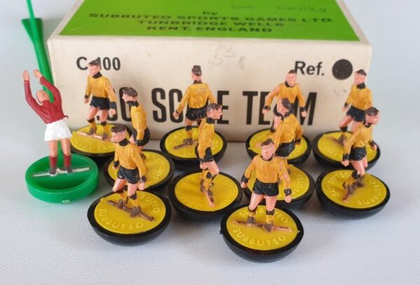 vintage Subbuteo HW Team 6 Watford Hull Cambridge 1970s