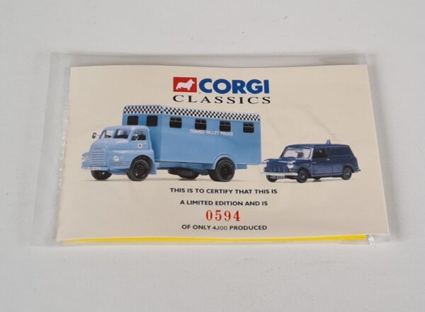Corgi Classics 08006 Thames Valley Police Set 1960's Bedford S & Mini Van Vintage