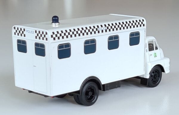 Corgi Classics 08004 Hampshire Police Set 1960's Bedford S van & Morris 1000 Van