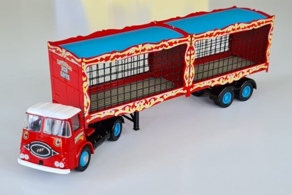 Corgi Classics 11201 Chipperfield's Circus Big Cats Set ERF KV Vintage