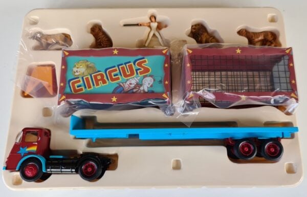 Corgi Classics CP10502 Circus Set Royal Mail Limited Edition 2002