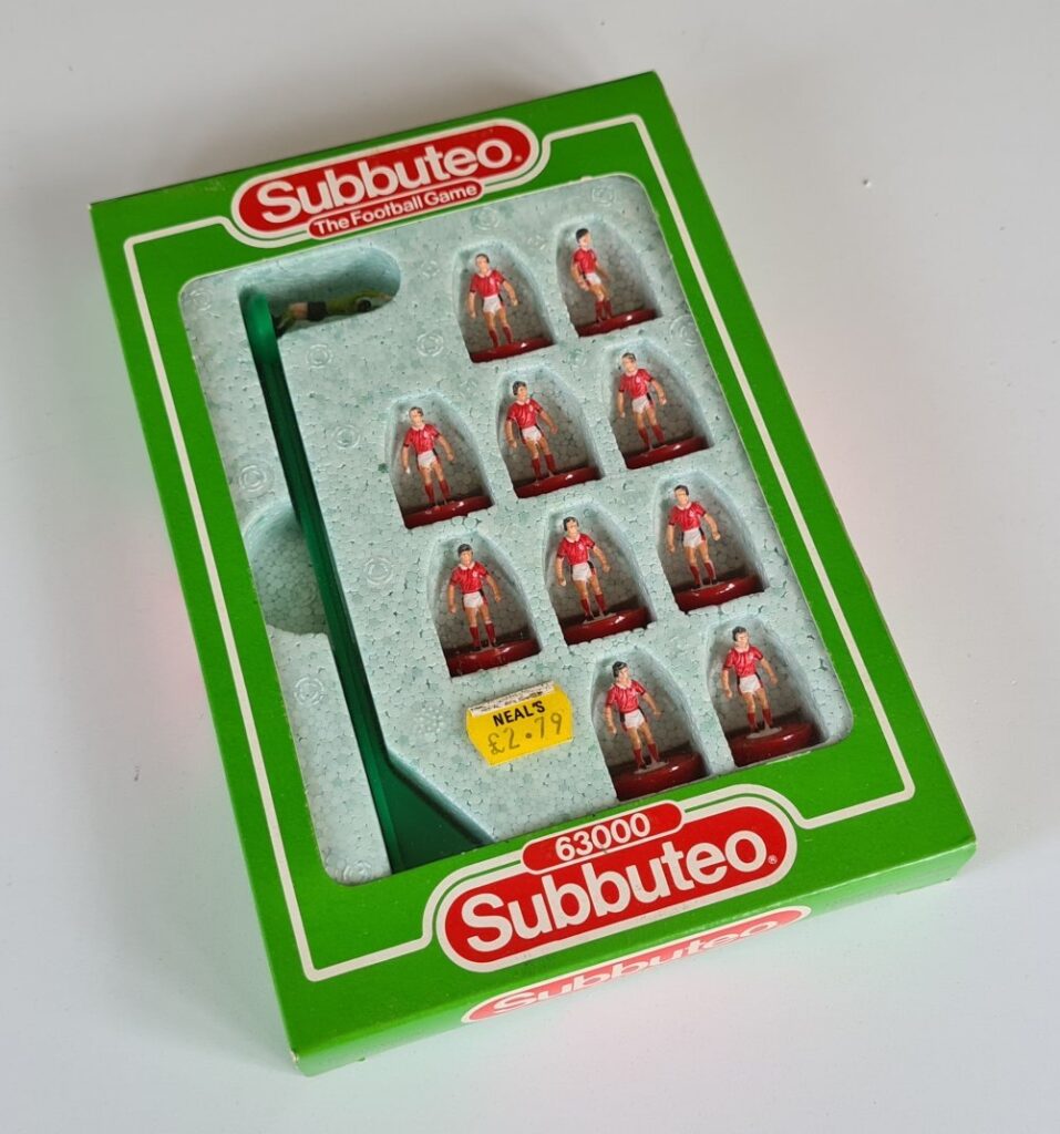Subbuteo LW Team NOTTINGHAM FOREST Ref. 685 (1980's