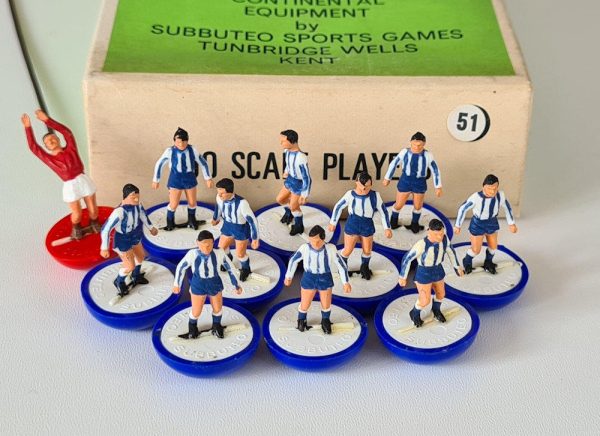 Vintage Subbuteo HW team 51 Millwall, Sheffield Wednesday, FC Magdeburg, Colchester 1960's 1970's