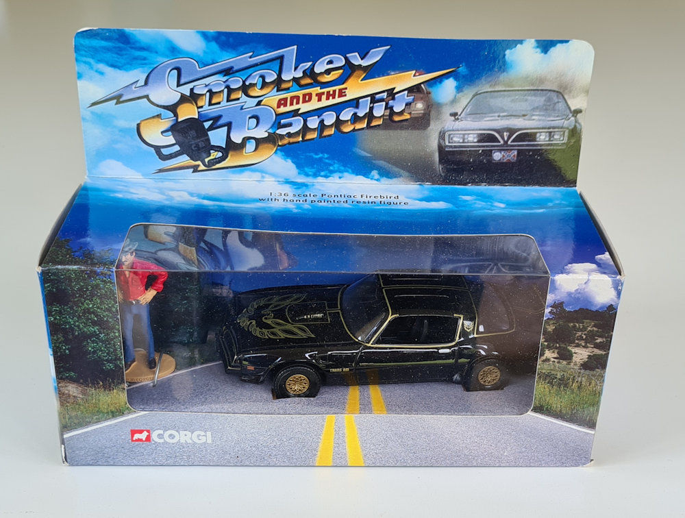 Corgi CC54508 Smokey and the Bandit Pontiac Firebird TransAm 1/36