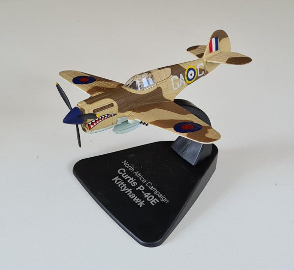 Curtis P-40E Kittyhawk Atlas Editions diecast models North Africa desert